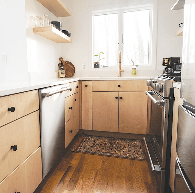 Gardiner Outpost - Kitchen